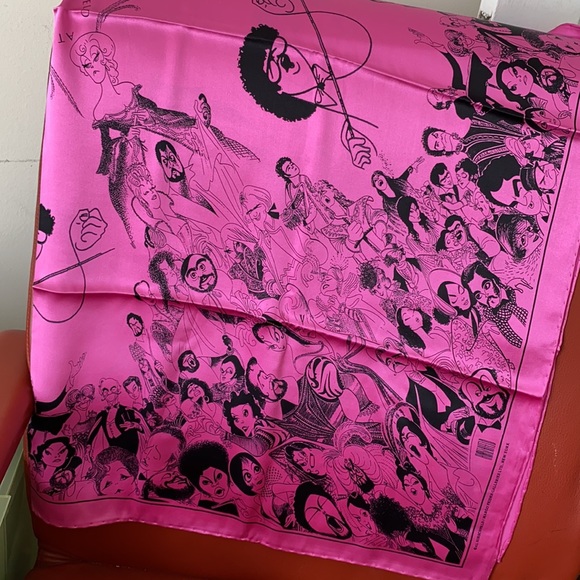 Silk scarf - Picture 6 of 6